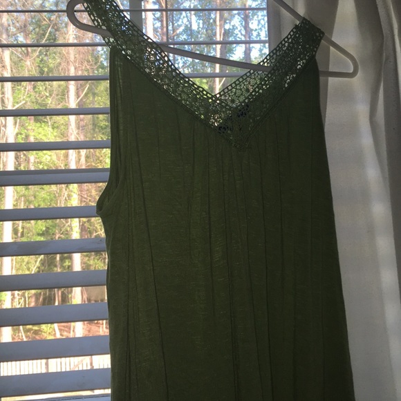 Tank top - Picture 2 of 3